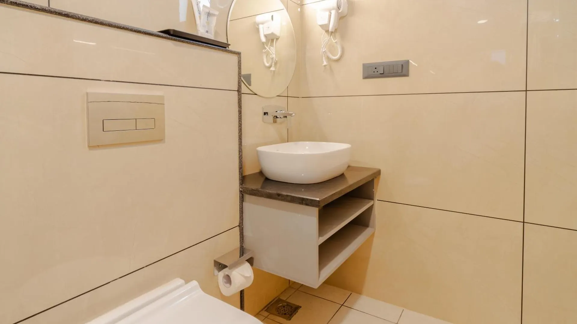 Hotel Alokah Kashi Varanasi