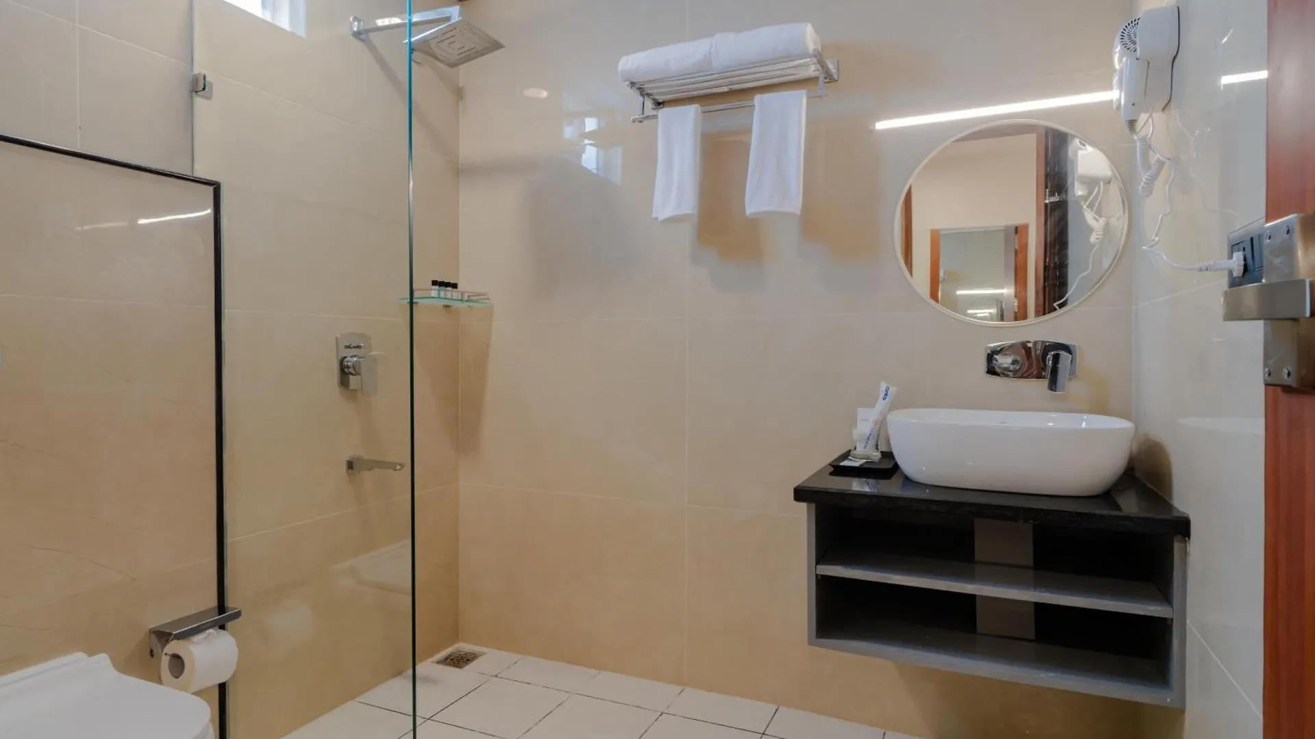 Hotel Alokah Kashi Varanasi 3*,  India